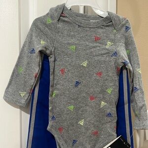 011-NWT ADDIDAS 2 PC SET